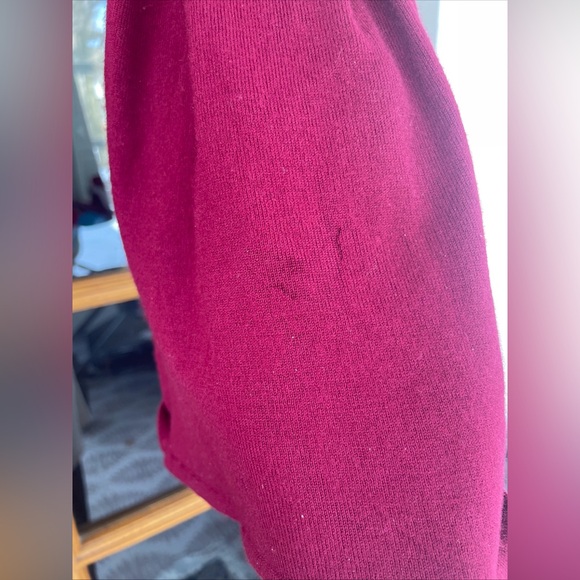 Bcbgmaxazria Waverley Women’s Burgundy Bell Sleeve Sweater Size Small - Picture 8 of 8